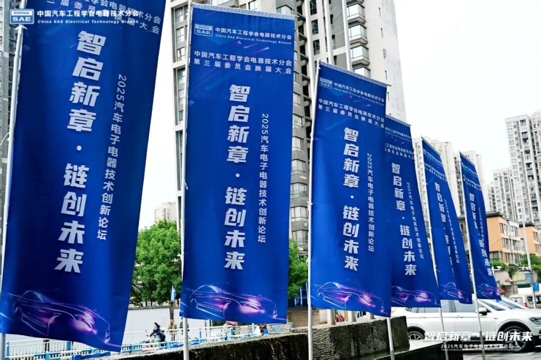 FK_20251117103708_024.jpg FK_20251117103708_024.jpg